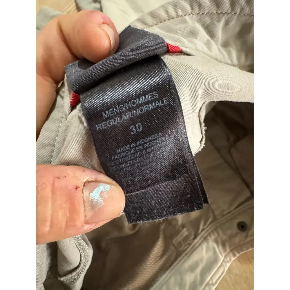 The North Face men’s nylon long length shorts size 30